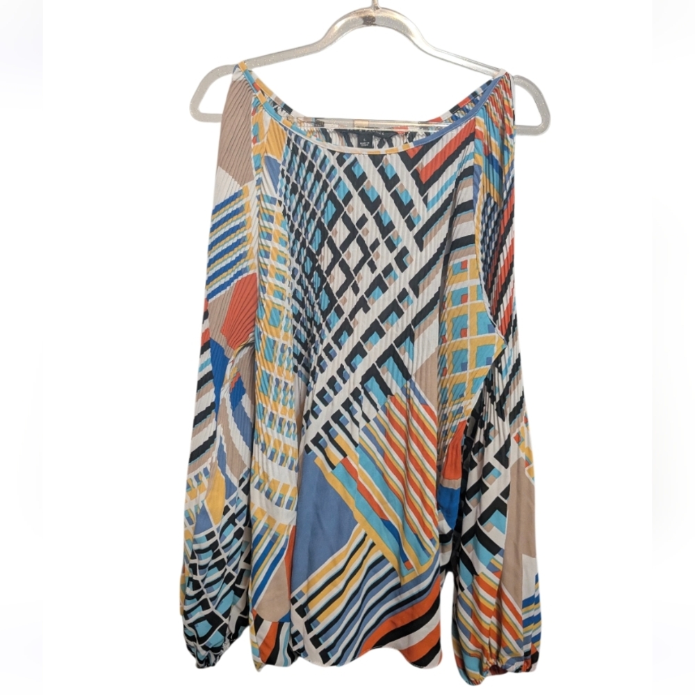 Women's‎ Geometric Patterned Shirt